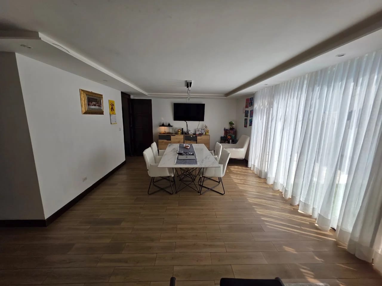 Casa en venta – Zona 10 | Condominio exclusivo de solo 10 casas — foto 8 de 8