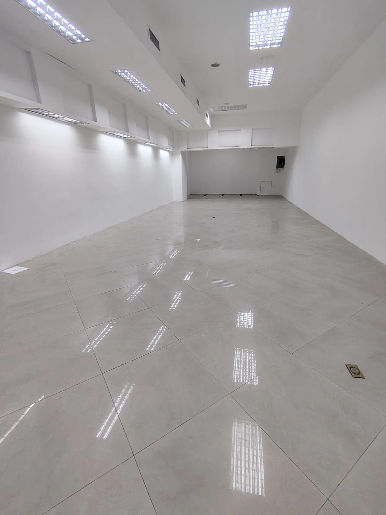 Local en Alquiler de 80 m² en Galerías Prima, Calzada Roosvelt — foto 3 de 5