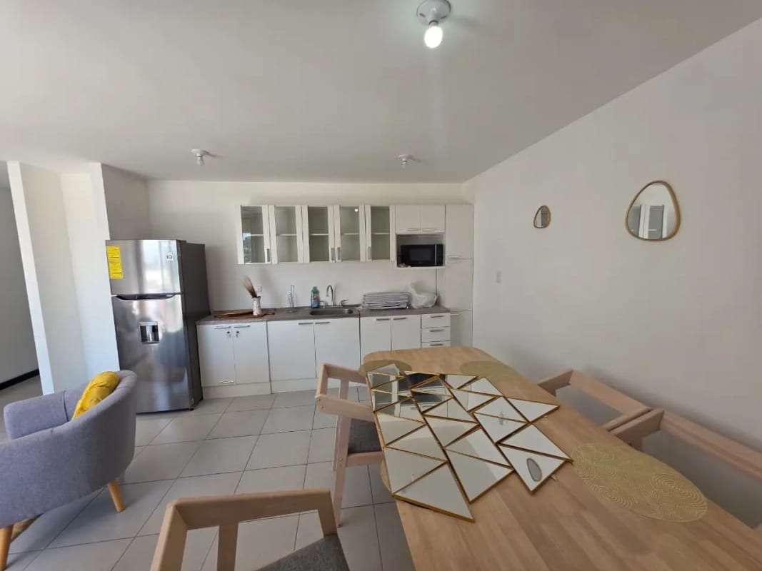 Apartamento en VENTA– Zona 7 (cerca de Mateo Flores) — foto 4 de 8